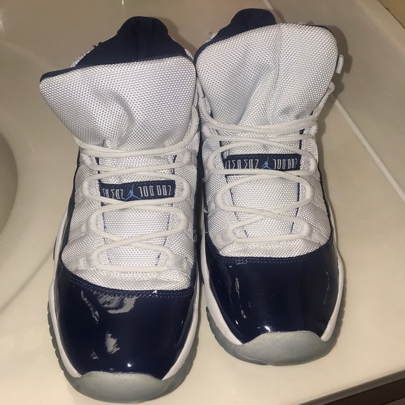 Air Jordans - Picture 4 of 8